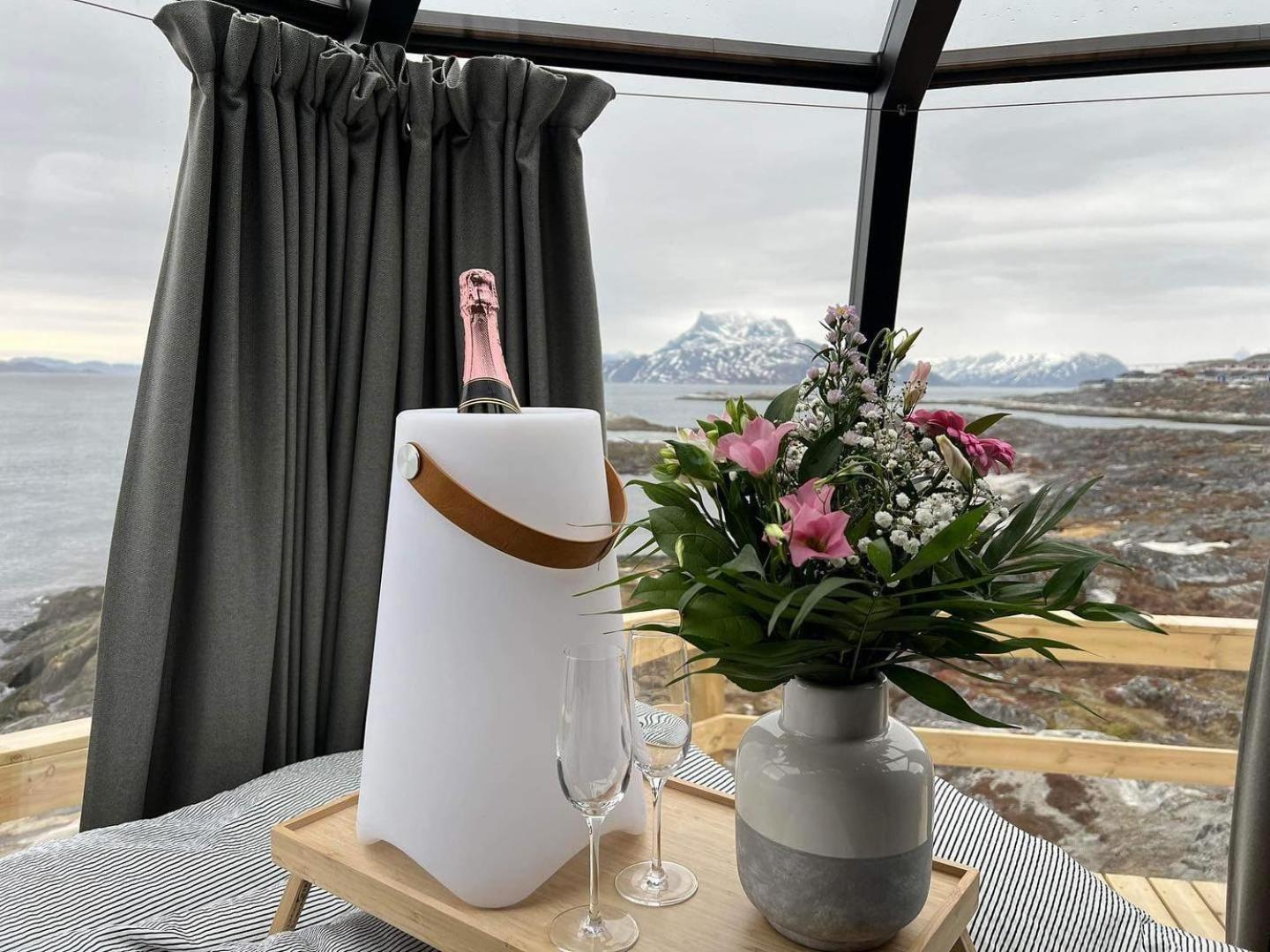 Aurora Hut By Inuktravel Hotel Nuuk Kültér fotó